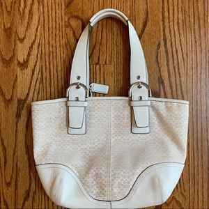 Coach Signature Print Ivory Canvas Tote
